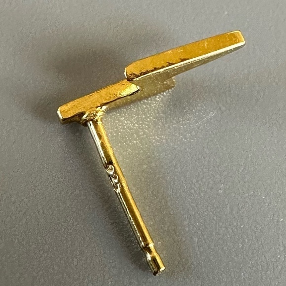 14k Gold Studs Thunderbolt Earrings 11mm - Picture 4 of 9